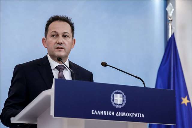 Πέτσας για Τσίπρα: Ποιον κοροϊδεύει ο μπαγάσας;