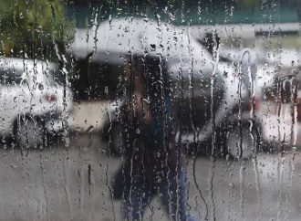 Καιρός: Πέφτει σήμερα η θερμοκρασία – Πού αναμένονται βροχές