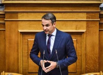 Γιατί ο Μητσοτάκης δεν πάει στο ντιμπέιτ, αλλά επιμένει για Βουλή