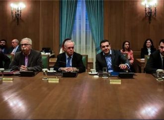 «Κουτσομπολιό» για τον Τσίπρα η υπόθεση με το δάνειο Πολάκη