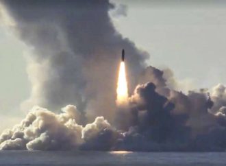«Τύμπανα» πολέμου – Ρωσία σε ΗΠΑ: «Μπορούμε να σας καταστρέψουμε σε πέντε λεπτά»