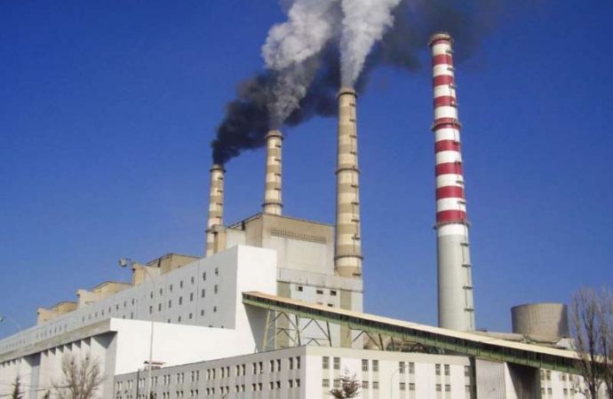 Τι και ποιοι κρύβονται πίσω από την κατάρρευση της ΔΕΗ