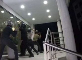 Νέα καταδρομική επίθεση του “Ρουβίκωνα” σε πολυκατάστημα