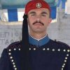 Συγκλονιζει ο πατέρας του Εύζωνα: Έσκυψα στο στήθος του και παρακαλούσα την καρδιά του να χτυπήσει