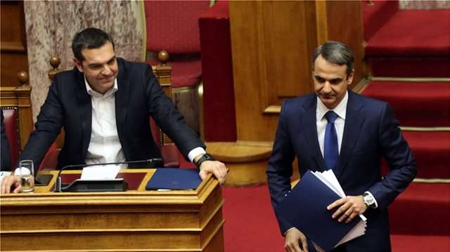 Μητσοτάκης: 2.000 ευρώ για κάθε παιδί που γεννιέται – Τσίπρας: Θα μπορούσα να πω ότι είναι φιλοδώρημα