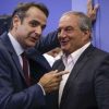 Ο Μητσοτάκης, το ΚΙΝΑΛ και οι καραμανλικοί