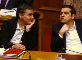 «Βρέχει» επιστροφές φόρων και επιδόματα μέχρι τις εκλογές