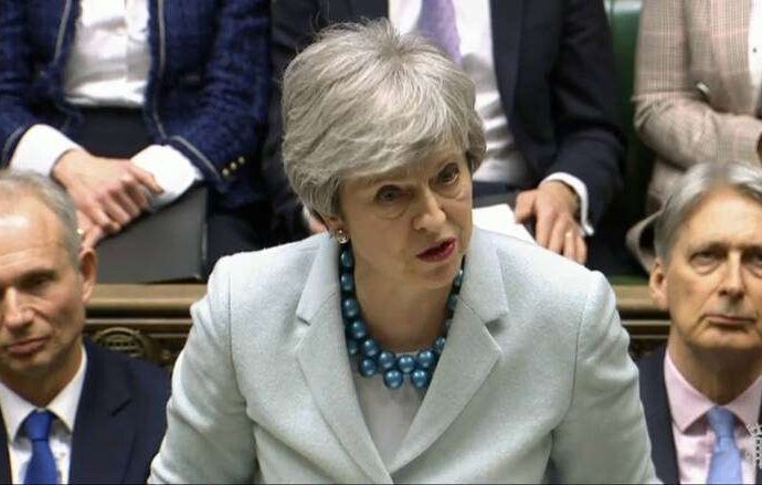 Brexit: Τρίτη ήττα για την Μέι