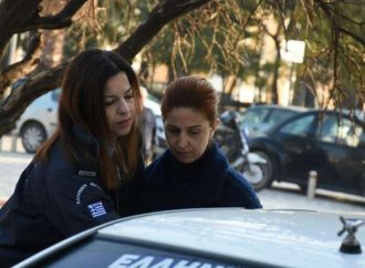 Δίκη «μαύρης χήρας»: Στο δικαστήριο το όπλο της δολοφονίας του καπετάνιου
