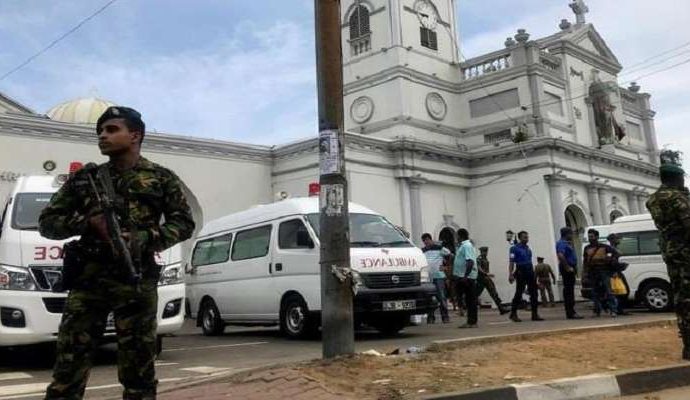 Τουλάχιστον 20 νεκροί από βομβιστικές επιθέσεις στη Σρι Λάκνα