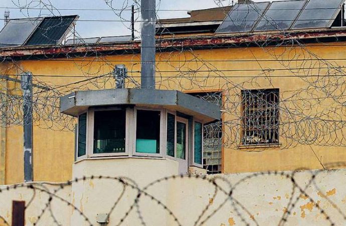 Η δικτυωμένη «μαφία των φυλακών»