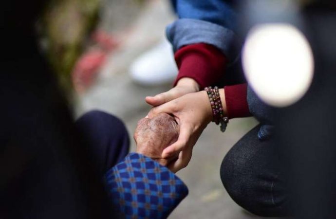 Η μαυροντυμένη της οδού Καποδιστρίου – Μια συγκλονιστική ιστορία