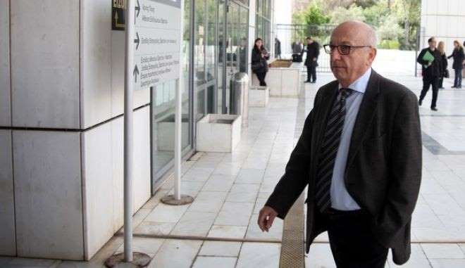 Μαύρα ταμεία της Siemens: Ενοχή για 22 κατηγορούμενους – Παραγραφή για Τσουκάτο
