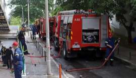 Φωτιά σε διαμέρισμα στην Πλατεία Βάθη
