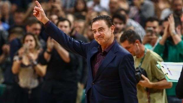 Παναθηναϊκός: Όλο το ΟΑΚΑ στο πόδι για την βράβευση του Ρικ Πιτίνο