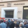 Σοκ από τις πρώτες απολύσεις τραπεζοϋπαλλήλων!