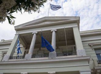 Απελάθηκε ο πρέσβης της Λιβύης μετά την εκπνοή του τελεσιγράφου Δένδια
