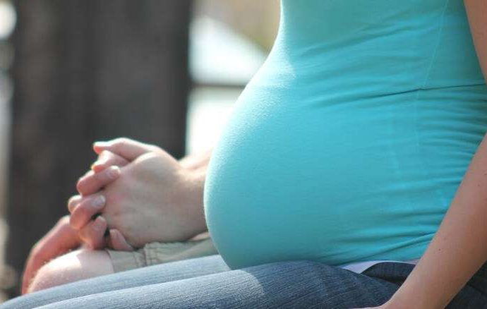 Σε ισχύ από την Τετάρτη το νέο επίδομα γέννησης