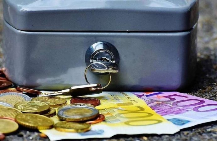 Σύνταξη πριν τα 67: Τελευταία ευκαιρία για 35 κατηγορίες