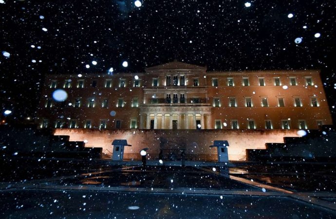 Καιρός: Πλησιάζει νέα ισχυρή κακοκαιρία – Χιόνια στο κέντρο της Αθήνας σε λίγες ώρες
