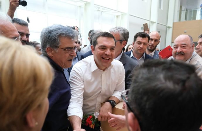 «Πάρτι» στο Twitter για τον Τσίπρα που είπε ότι «η δική μας ιδεολογία είναι πολύ πιο κοντά σε όσα είπε ο Χριστός»