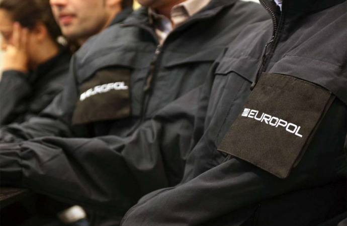 Η Europol εξάρθρωσε κύκλωμα σύγχρονου δουλεμπορίου με θύματα Βούλγαρους εργάτες
