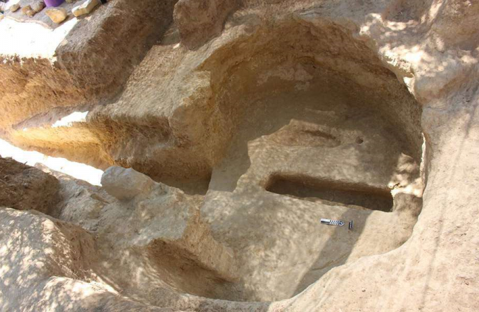 Δύο ασύλητοι, θολωτοί τάφοι ανακαλύφθηκαν σε μυκηναϊκό νεκροταφείο στη Νεμέα