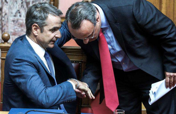 Οι φορολογικές ελαφρύνσεις για τη μεσαία τάξη το 2020