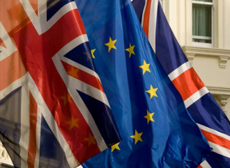 «Καμπανάκι» ΑΑΔΕ για πιθανό άτακτο Brexit: Ανατιμήσεις σε εισαγόμενα από Βρετανία