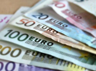 Εφορία: Σε ποιους επιστρέφει χρήματα και πότε