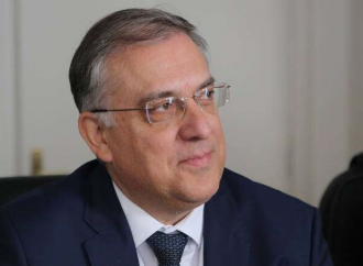 Θεοδωρικάκος: Δεν έρχονται απολύσεις εργαζομένων στο Δημόσιο