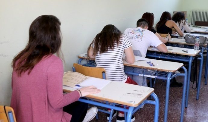 Έως αύριο η διάθεση των δυο πρώτων self tests για τους υποψηφίους των Πανελλαδικών