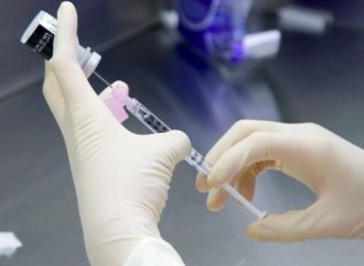 Η Johnson&Johnson υπέβαλε αίτηση για την έγκριση του εμβολίου της στις ΗΠΑ