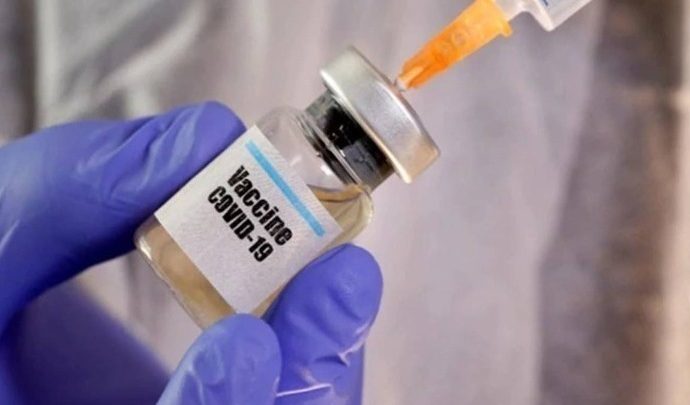FT: Η ΕΕ ζητάει πρόσβαση στα εμβόλια της AstraZeneca που παράγονται στις ΗΠΑ