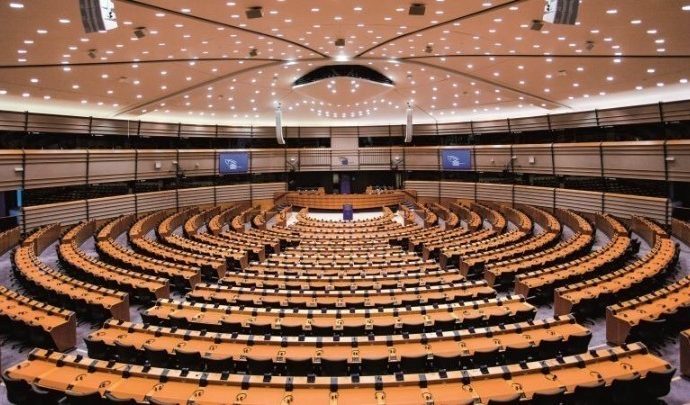 Το Ευρωπαϊκό Κοινοβούλιο υιοθέτησε με συντριπτική πλειοψηφία τον κανονισμό για το Ψηφιακό Πιστοποιητικό Covid της ΕΕ
