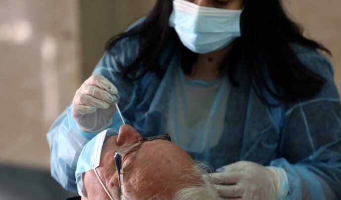 Κορονοϊός-Ελλάδα: 1.957 νέα κρούσματα, 43 θάνατοι, 661 διασωληνωμένοι