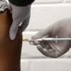 Επιπλέον 144 εμβολιαστικά κέντρα μπαίνουν από σήμερα στη «μάχη» του εμβολιασμού