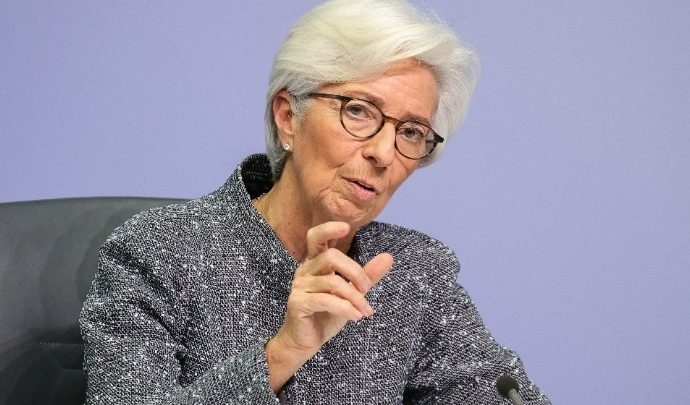 Λαγκάρντ: Οι προοπτικές για την οικονομία της ευρωζώνης βελτιώνονται