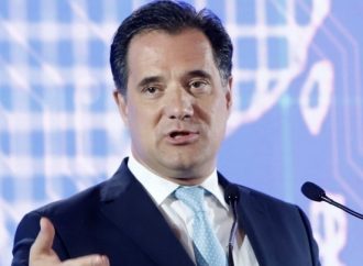 Άδ. Γεωργιάδης: Aν η πανδημία ακολουθήσει έντονη πτωτική πορεία, θα ζητήσουμε το άνοιγμα περισσότερων δραστηριοτήτων
