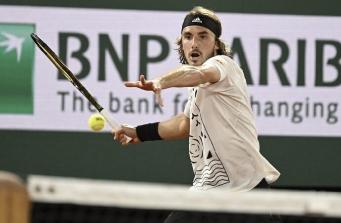 Μουσέτι – Τσιτσιπάς 2-3: Με ανατροπή στον επόμενο γύρο ο Στέφανος Τσιτσιπάς