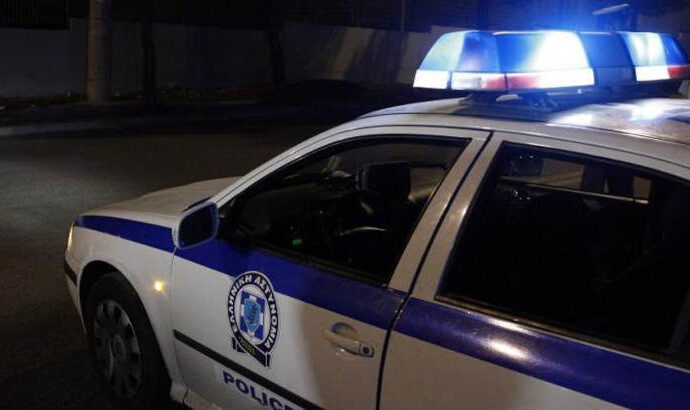 Οικογενειακή τραγωδία στα Πατήσια –  Μαχαίρωσε τον αδερφό του μέχρι θανάτου και παραδόθηκε στην Αστυνομία.