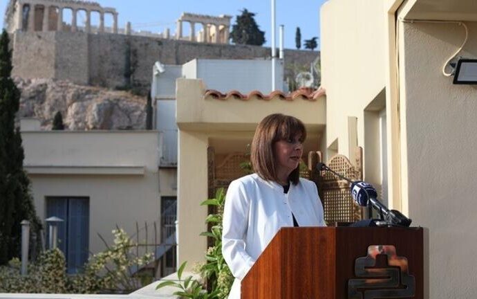 Η ΠτΔ Κ. Σακελλαροπούλου εγκαινίασε έκθεση στο Μουσείο Κοσμήματος Ηλία Λαλαούνη