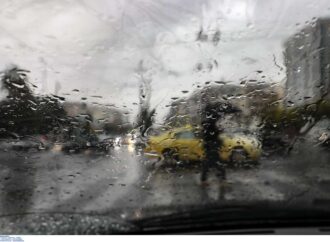 Έντονη κακοκαιρία έως το Σάββατο-Μήνυμα του 112 για επικίνδυνα φαινόμενα σε πολλές περιοχές