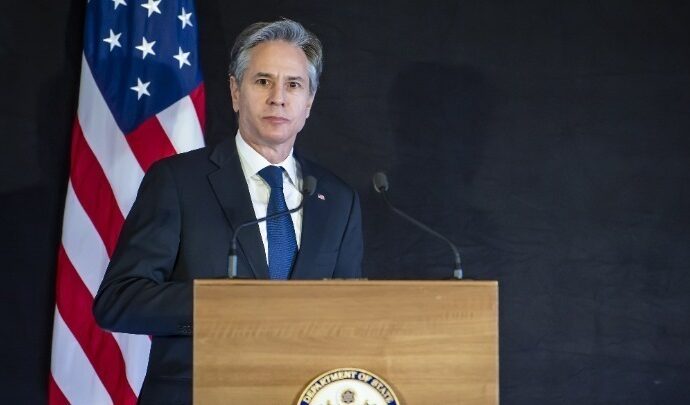Ο Μπλίνκεν κατηγορεί τη Ρωσία ότι κλέβει το ουκρανικό σιτάρι για να το πουλήσει