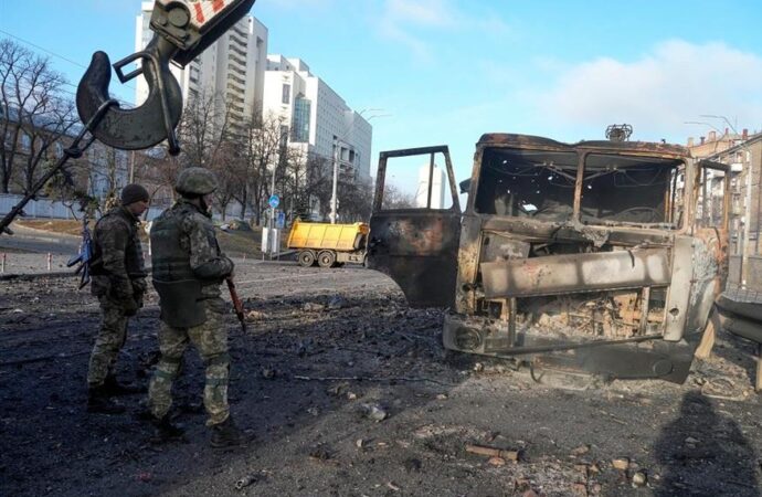 Κομισιόν: Οι 12 μύθοι σχετικά με τον πόλεμο της Ρωσίας στην Ουκρανία