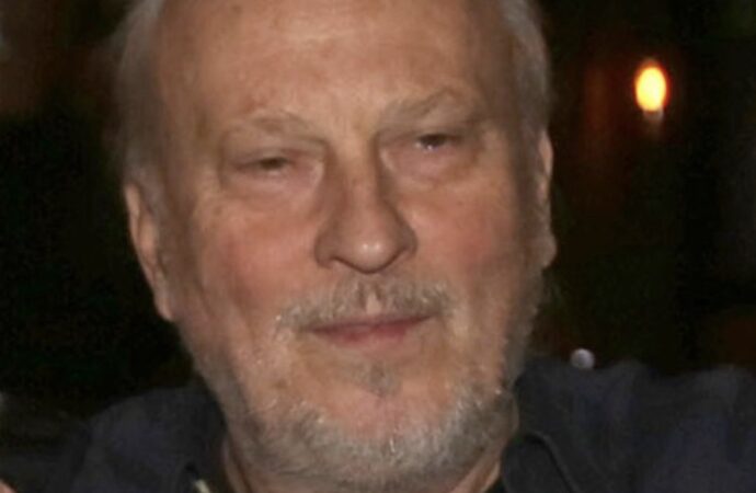 Πέθανε ο τραγουδιστής Ρόμπερτ Ουίλιαμς