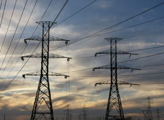 Προς οριστικοποίηση τα μέτρα για ρεύμα-φυσικό αέριο