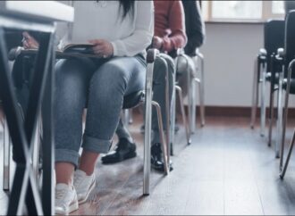 Eπαγγελματική Eκπαίδευση Kατάρτιση