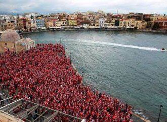 Χανιά: Πραγματοποιήθηκε στην πόλη το «Santa Run Chania 2022»