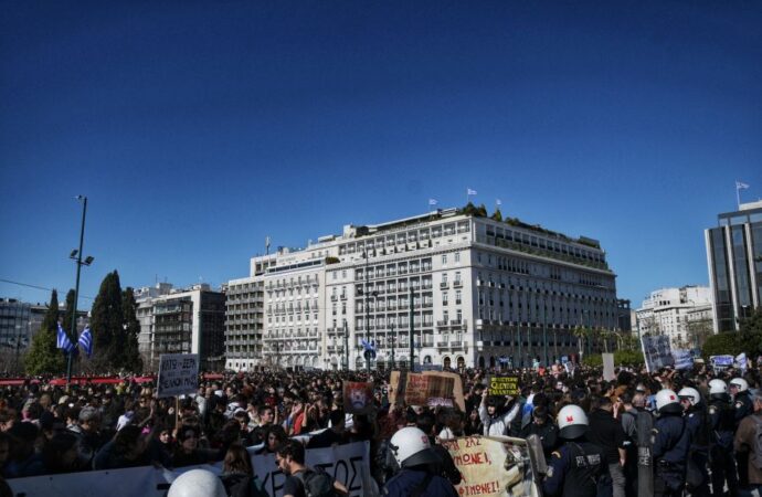 Αλλαγή χαρακτήρα των σημερινών πανκαλλιτεχνικών κινητοποιήσεων